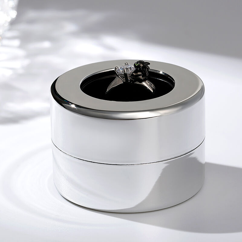 Creative Rotatable Engagement Ring Box